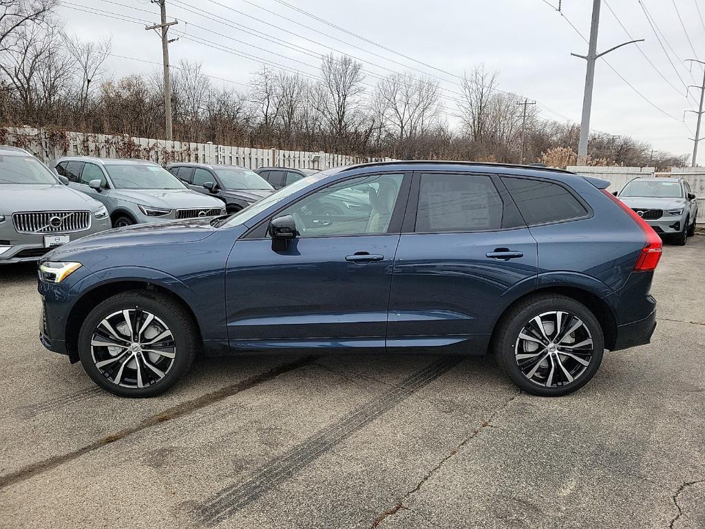 new 2025 Volvo XC60 car, priced at $55,335