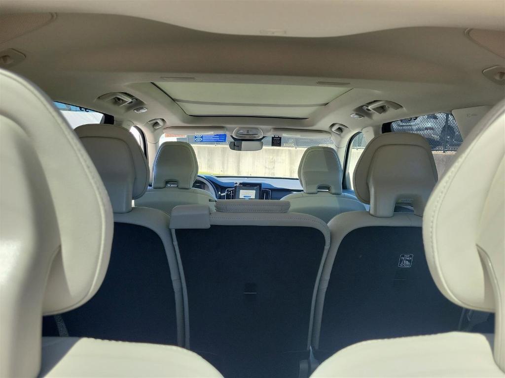 new 2025 Volvo XC90 Plug-In Hybrid car, priced at $82,405