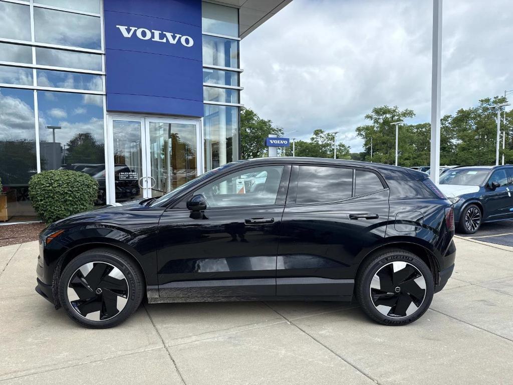new 2025 Volvo EX30 car