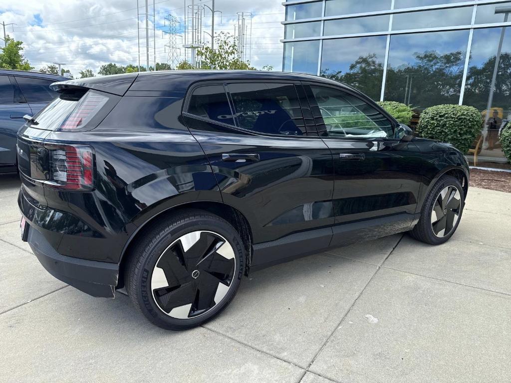 new 2025 Volvo EX30 car