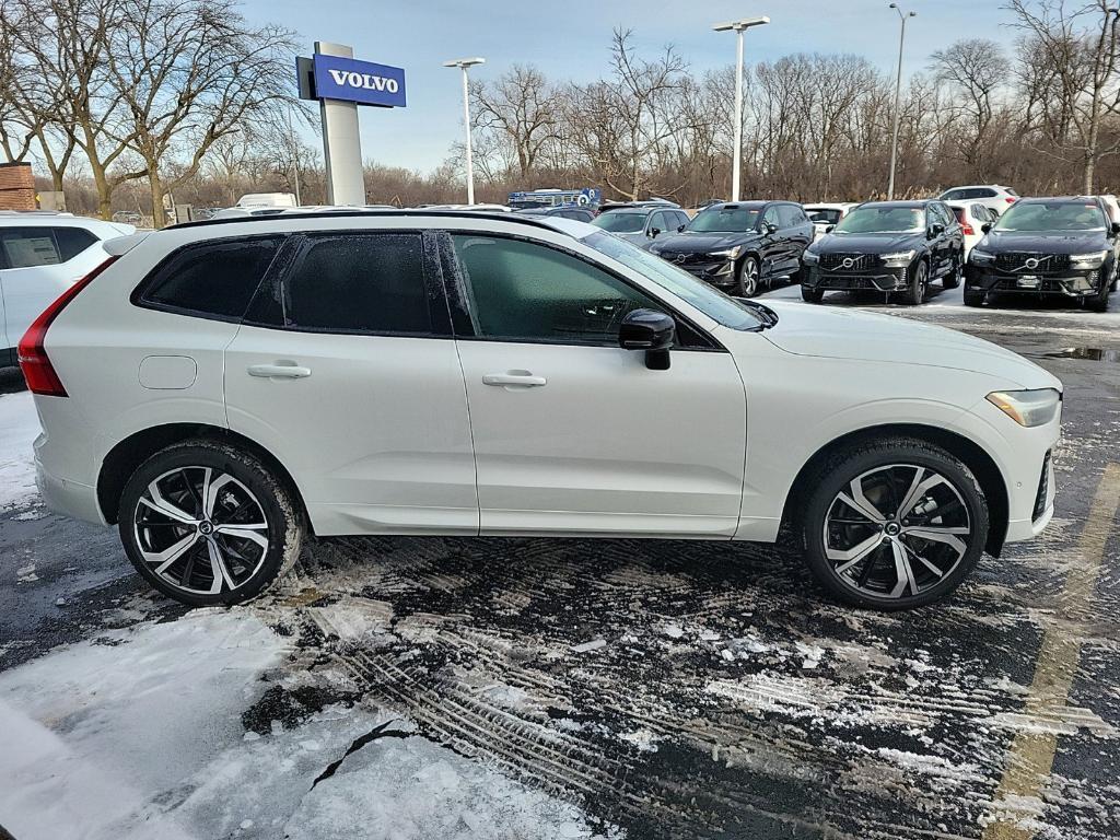 new 2025 Volvo XC60 Plug-In Hybrid car, priced at $71,485