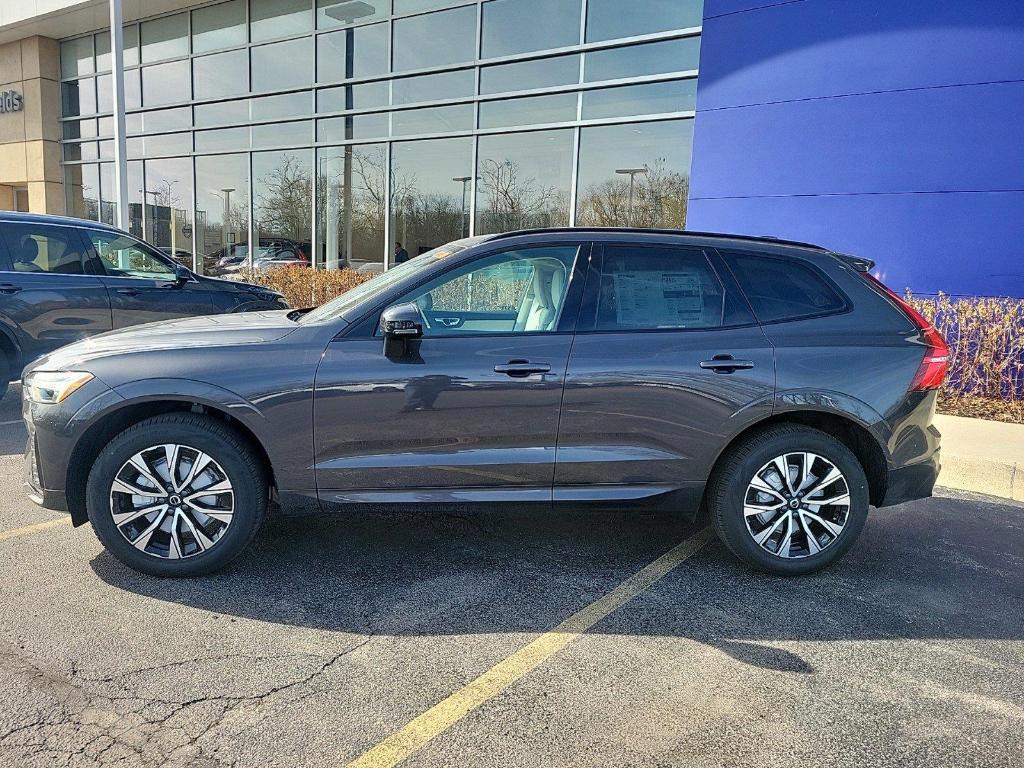 new 2025 Volvo XC60 car, priced at $50,705