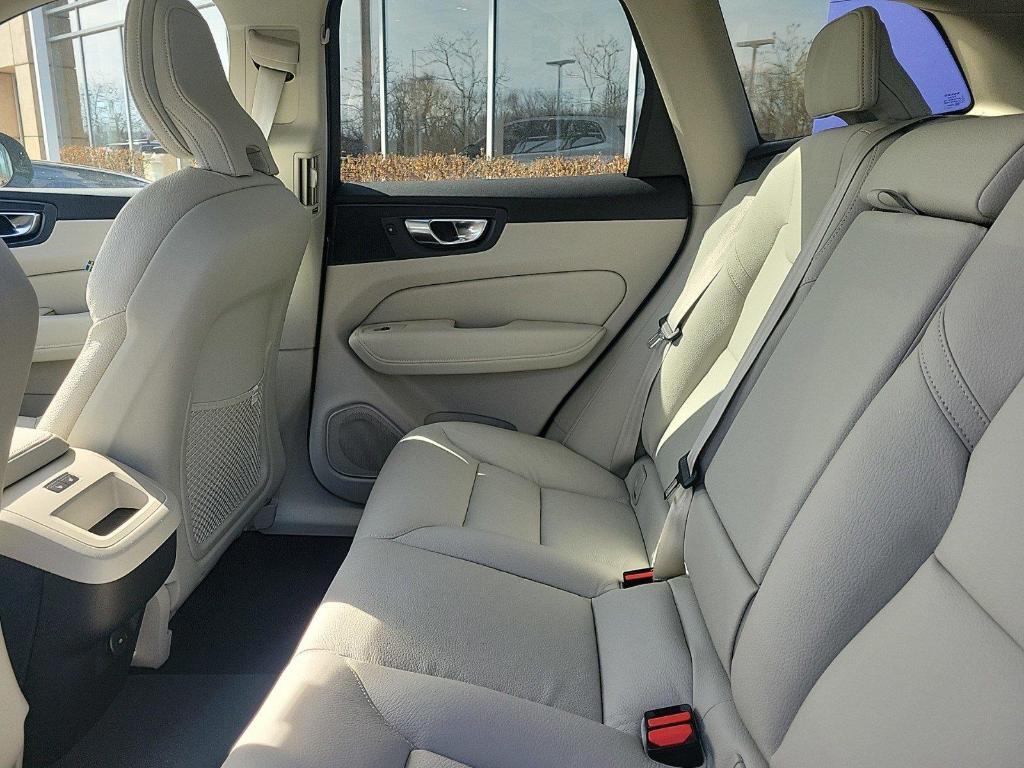 new 2025 Volvo XC60 car, priced at $50,705