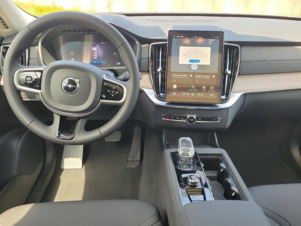 new 2025 Volvo XC90 car, priced at $65,555