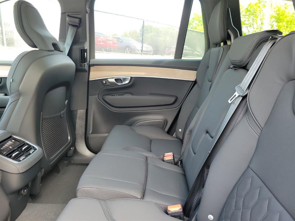 new 2025 Volvo XC90 car, priced at $65,555