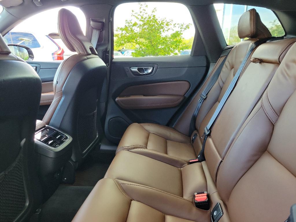 used 2022 Volvo XC60 car, priced at $40,989