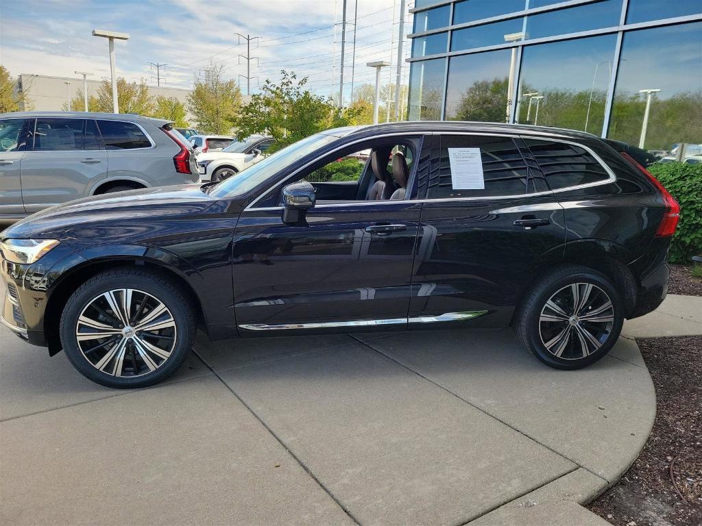 used 2022 Volvo XC60 car, priced at $39,911