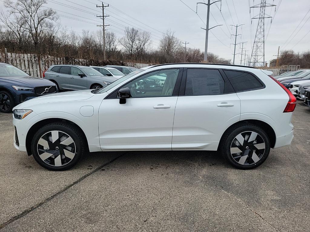 new 2025 Volvo XC60 Plug-In Hybrid car, priced at $66,235