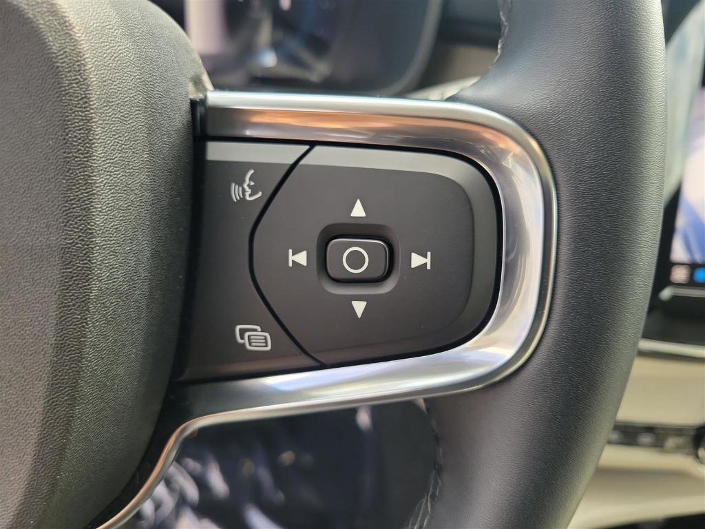 used 2023 Volvo XC40 car, priced at $40,989