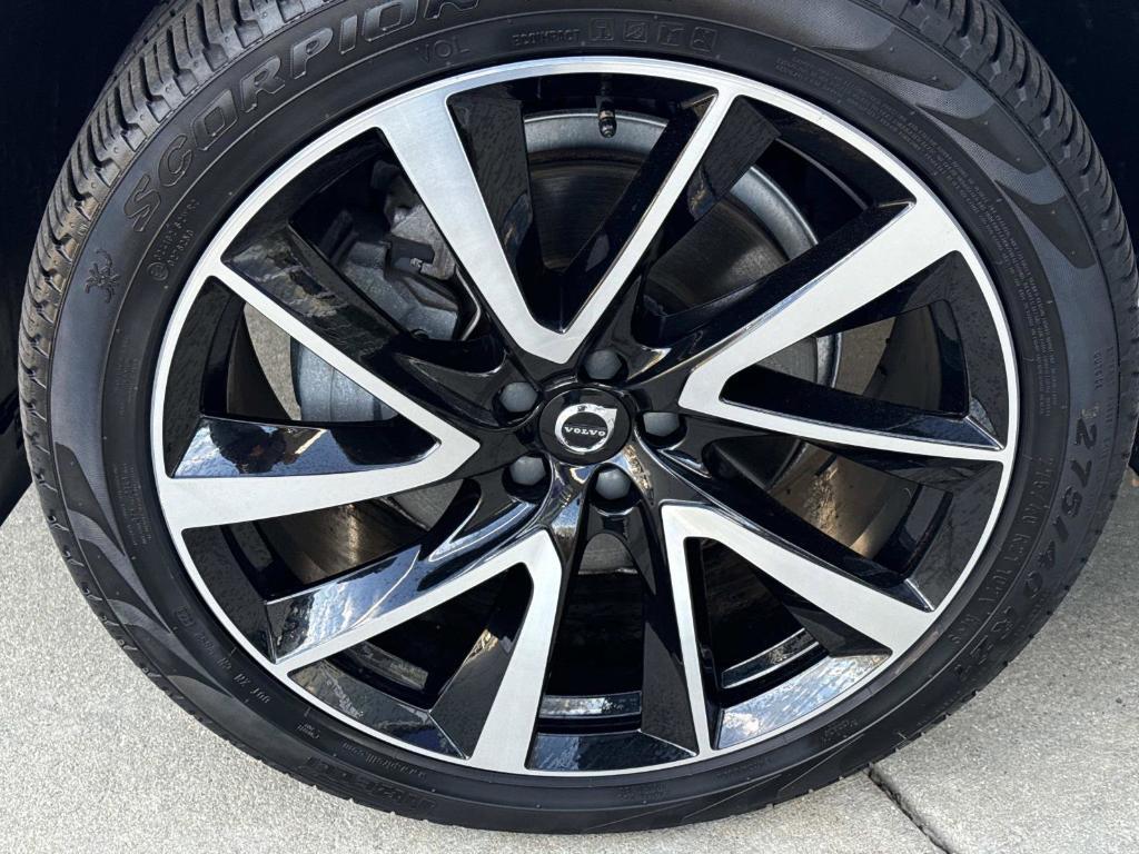 used 2024 Volvo XC90 car, priced at $51,991