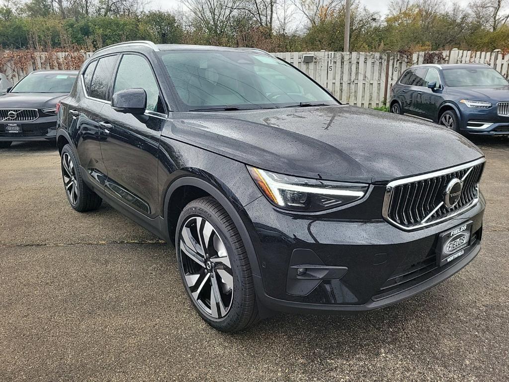 new 2025 Volvo XC40 car, priced at $49,790