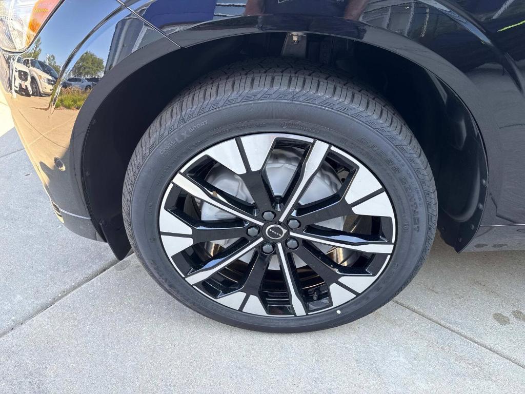 new 2026 Volvo XC60 car, priced at $59,000