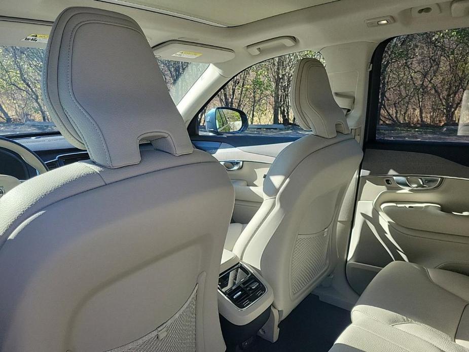 new 2025 Volvo XC90 car, priced at $68,455