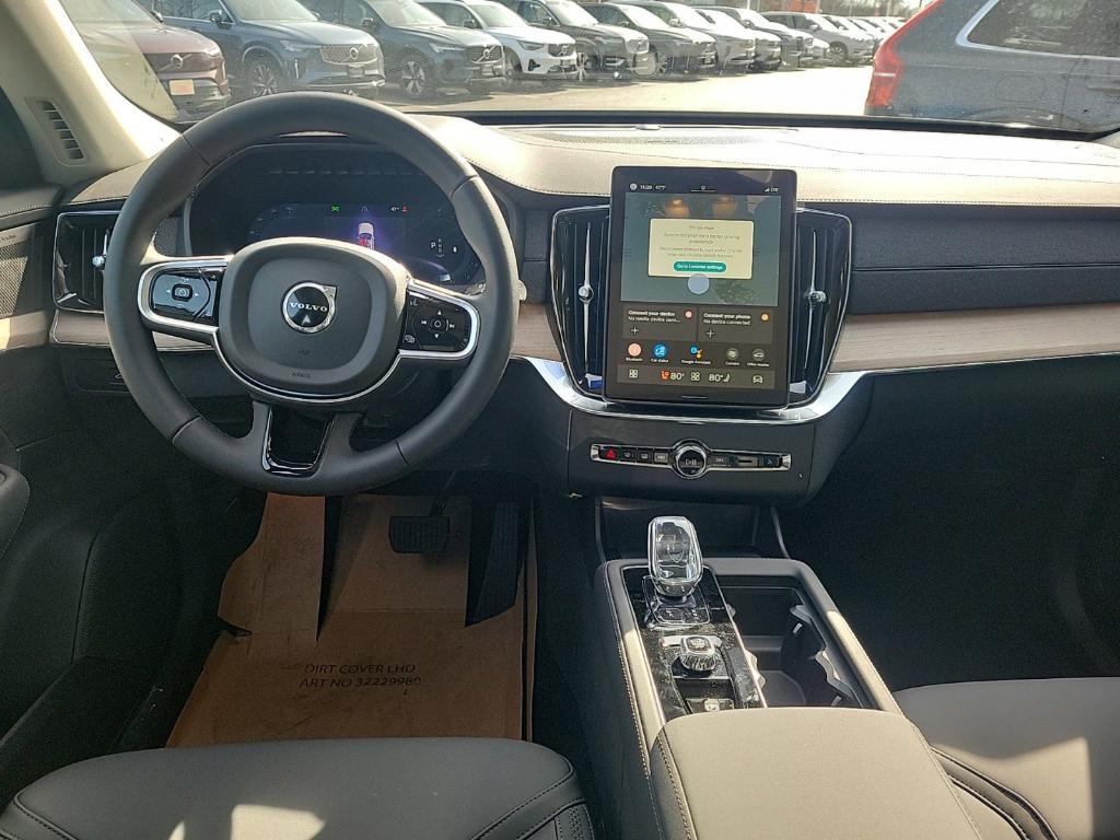 new 2025 Volvo XC90 car, priced at $69,155