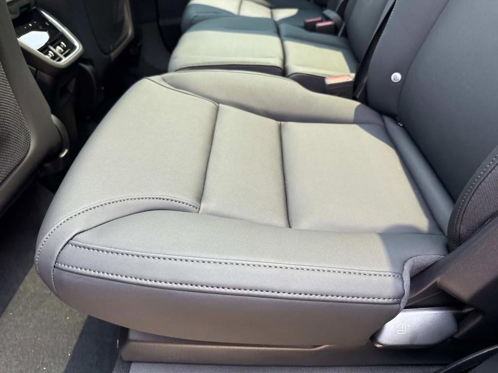 new 2025 Volvo EX90 car, priced at $80,562