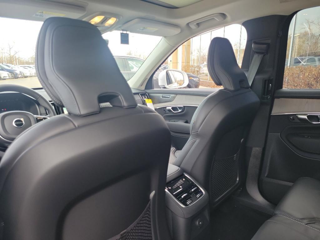 new 2025 Volvo XC90 Plug-In Hybrid car, priced at $82,405