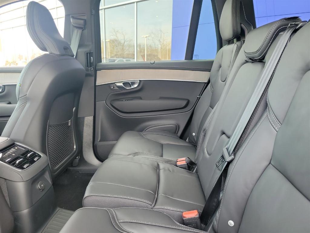 new 2025 Volvo XC90 Plug-In Hybrid car, priced at $82,405