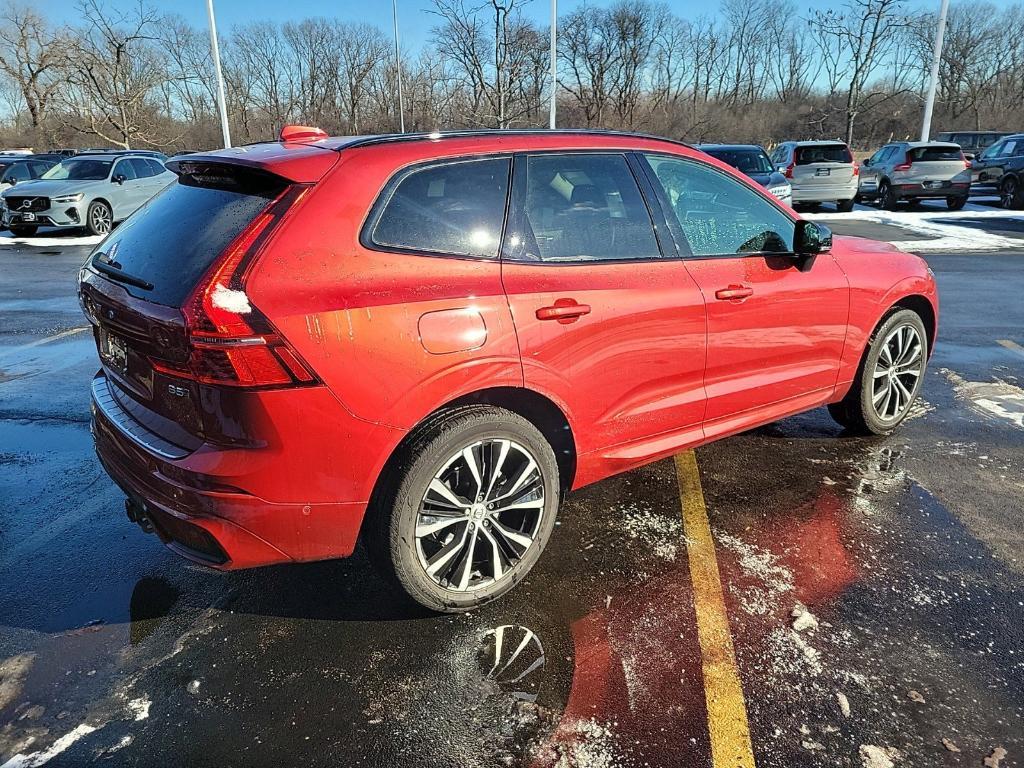 used 2023 Volvo XC60 car, priced at $38,585