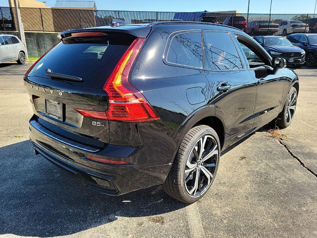 new 2025 Volvo XC60 car, priced at $60,635