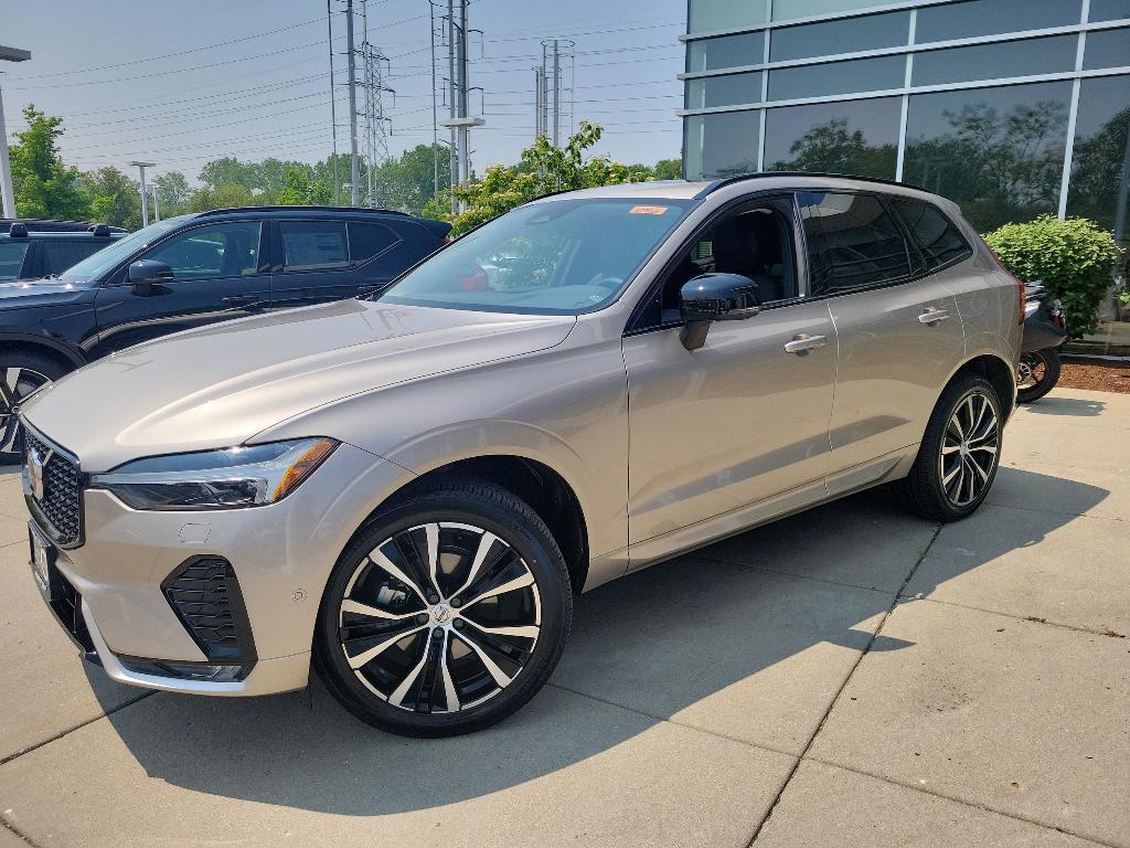new 2025 Volvo XC60 car, priced at $56,525