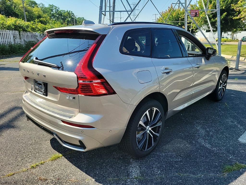 new 2025 Volvo XC60 car, priced at $56,525