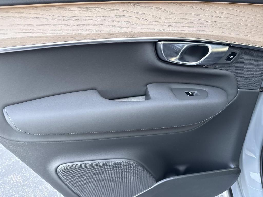 new 2026 Volvo XC90 car, priced at $67,275