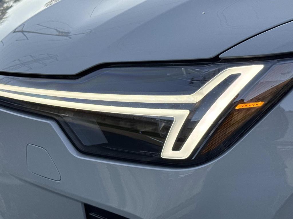 new 2026 Volvo XC90 car, priced at $67,275