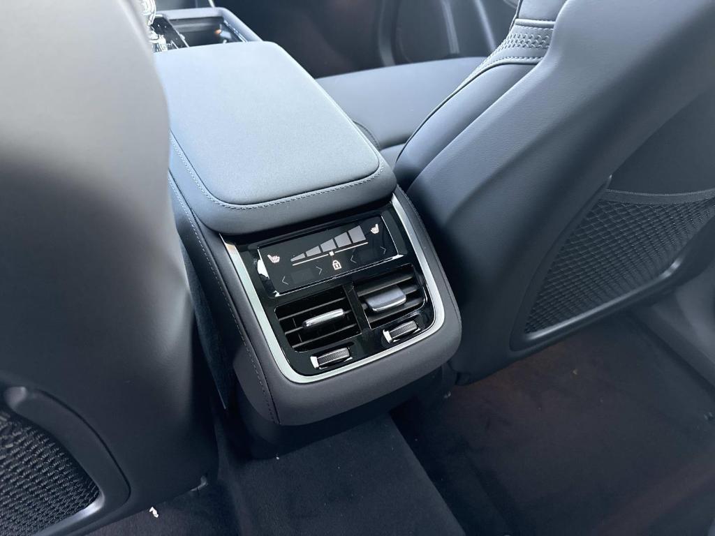 new 2026 Volvo XC90 car, priced at $67,275