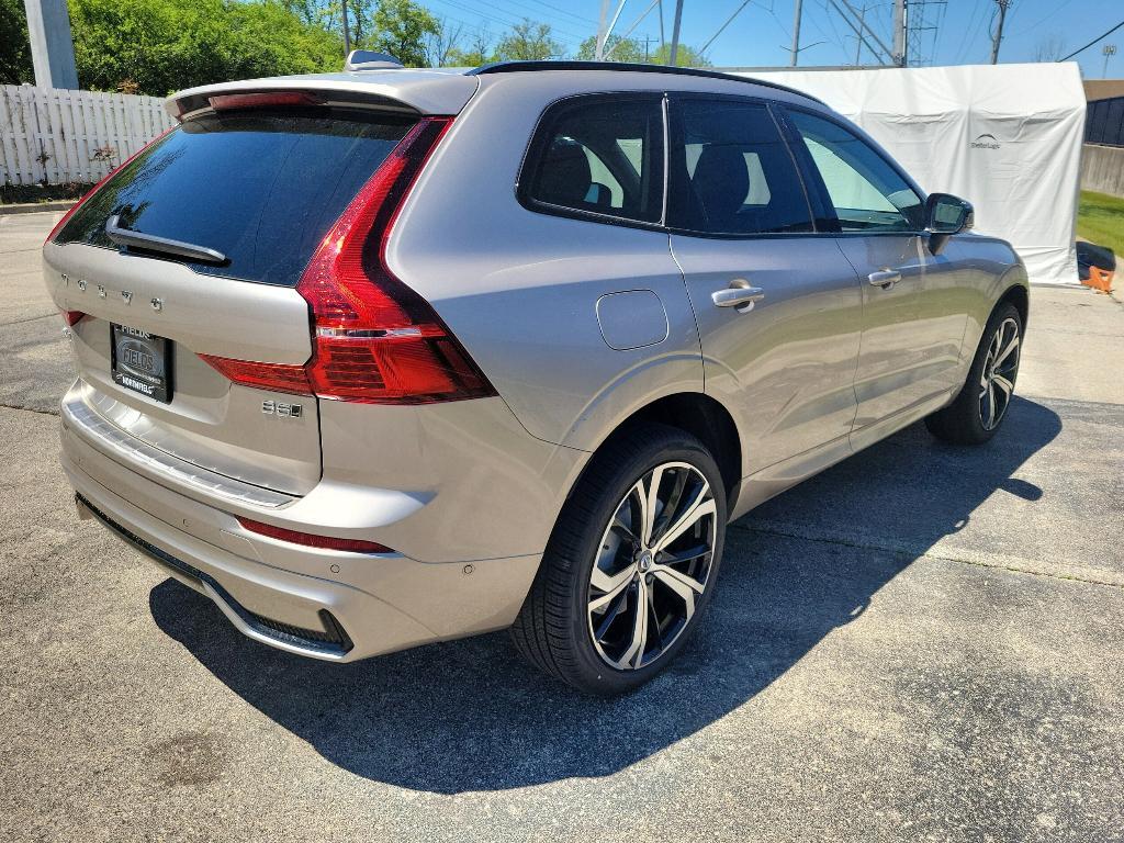 new 2025 Volvo XC60 car, priced at $60,660