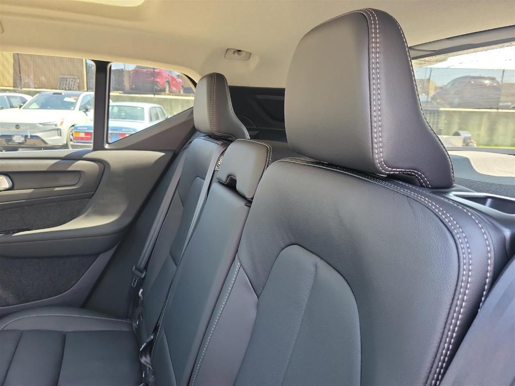 new 2025 Volvo XC40 car, priced at $52,015