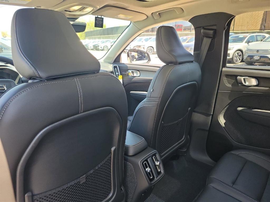 new 2025 Volvo XC40 car, priced at $52,015
