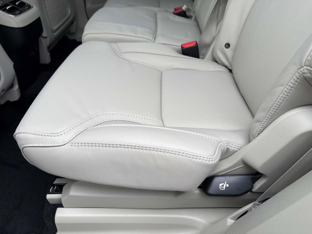 new 2026 Volvo XC90 car, priced at $75,350