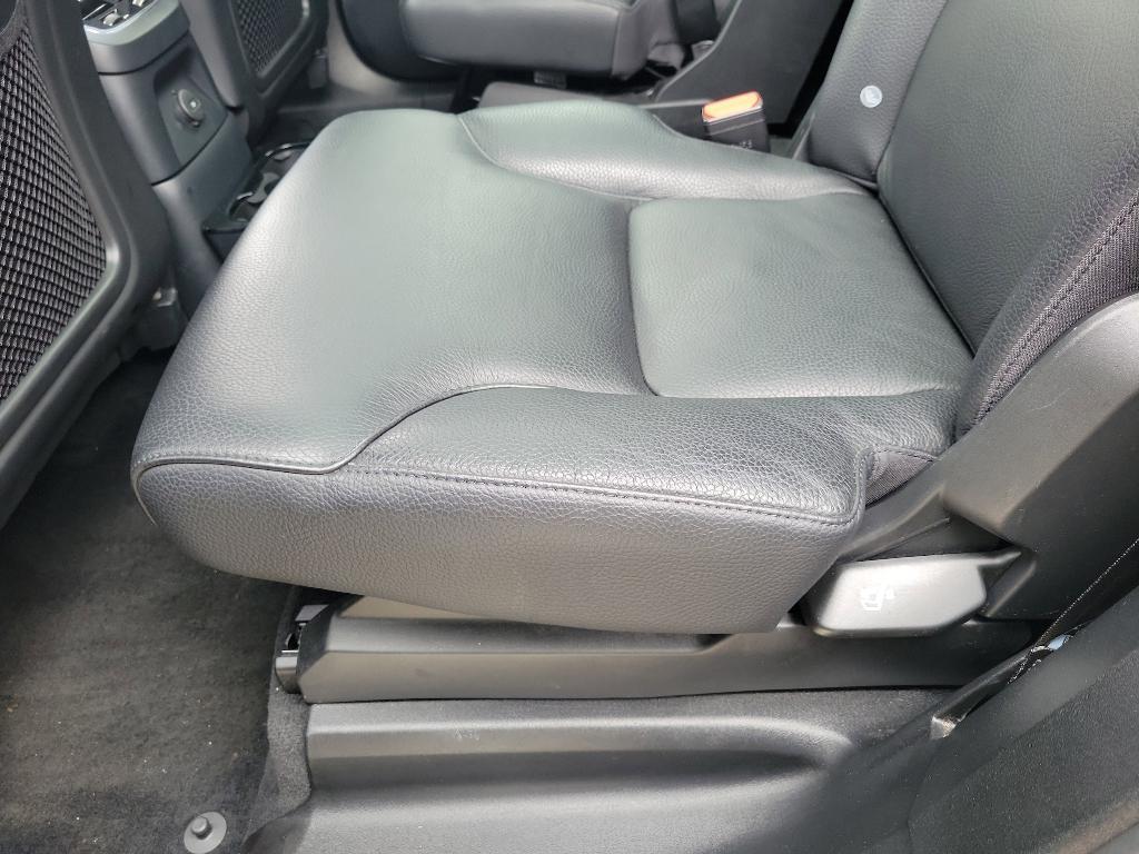 used 2022 Volvo XC90 Recharge Plug-In Hybrid car, priced at $47,911