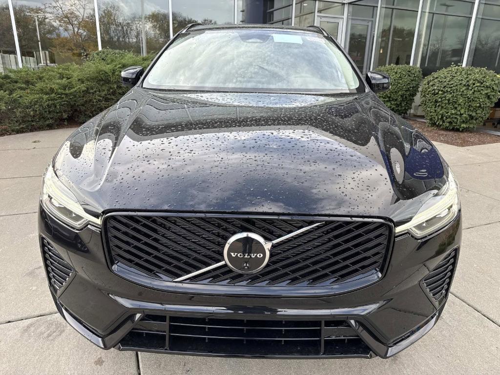 new 2026 Volvo XC60 car, priced at $57,985