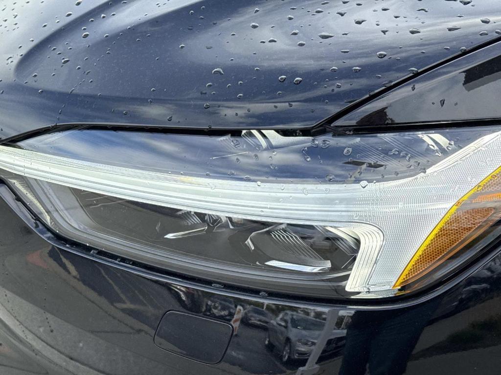 new 2026 Volvo XC60 car, priced at $57,985
