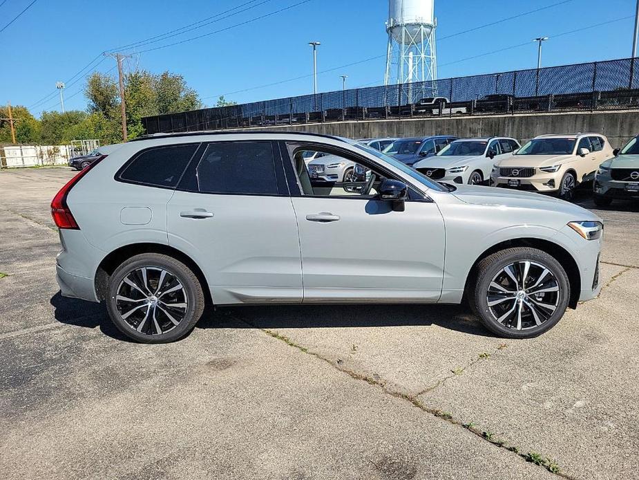 new 2025 Volvo XC60 car, priced at $55,335