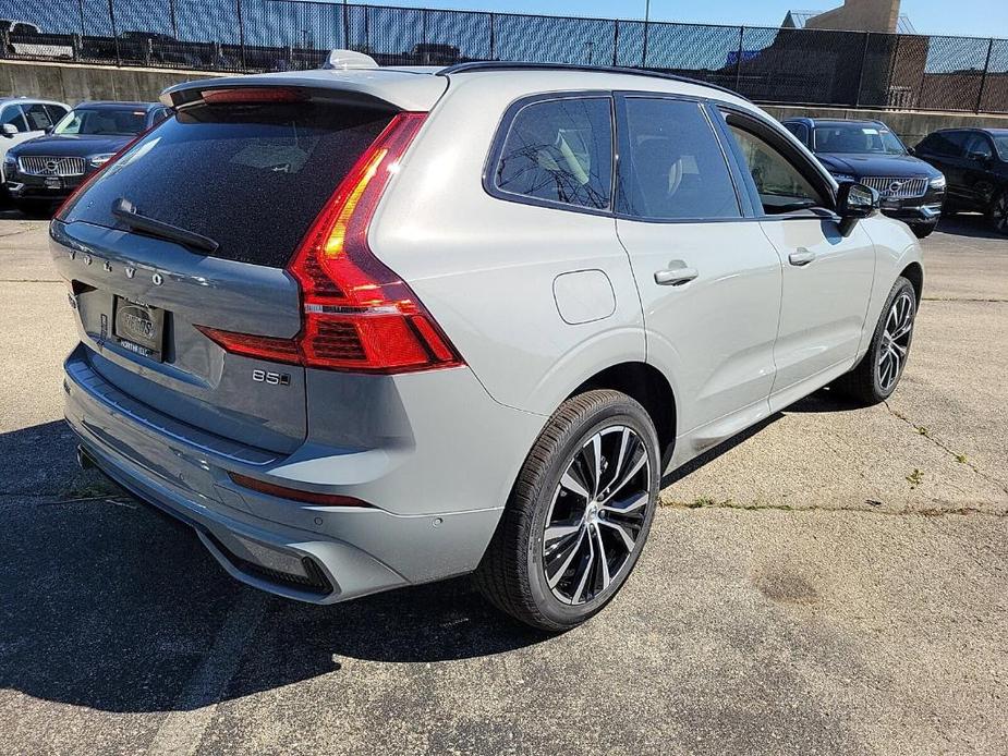 new 2025 Volvo XC60 car, priced at $55,335