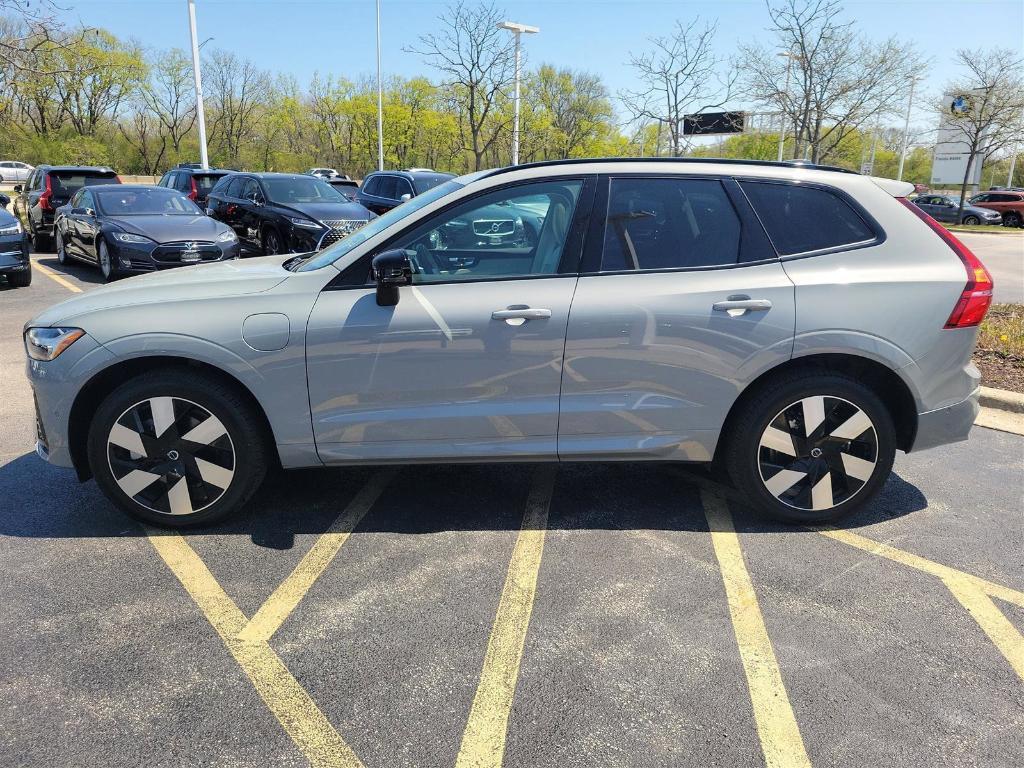 new 2025 Volvo XC60 Plug-In Hybrid car, priced at $66,971