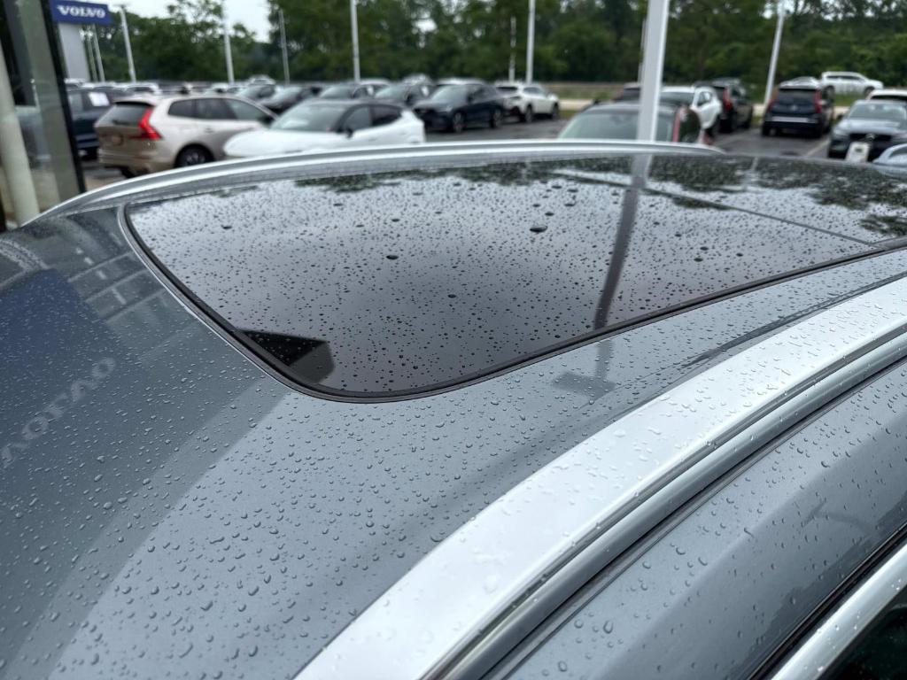 used 2018 Volvo XC60 car, priced at $20,255