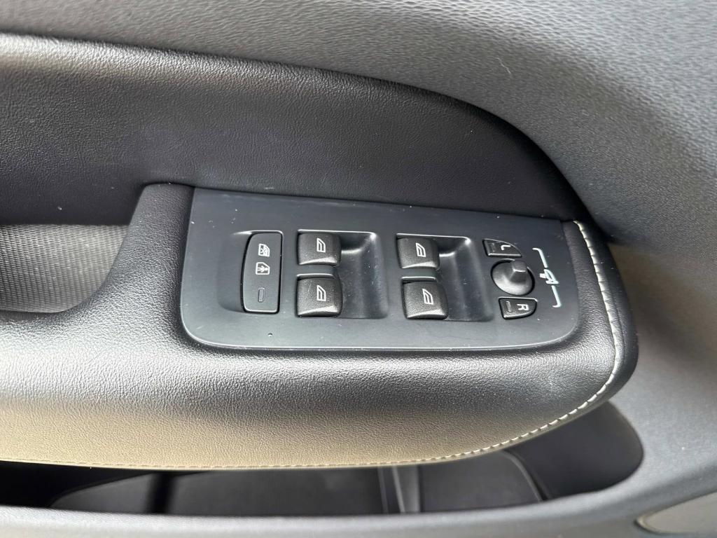 used 2018 Volvo XC60 car, priced at $20,255