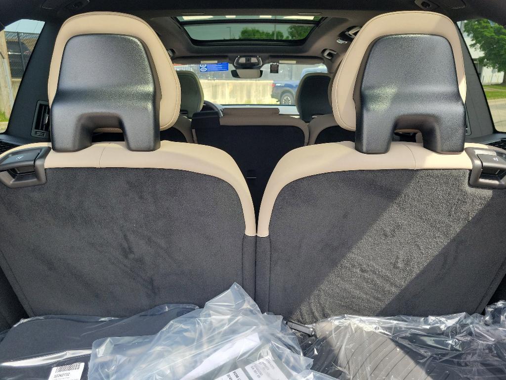 new 2025 Volvo XC90 car, priced at $65,335