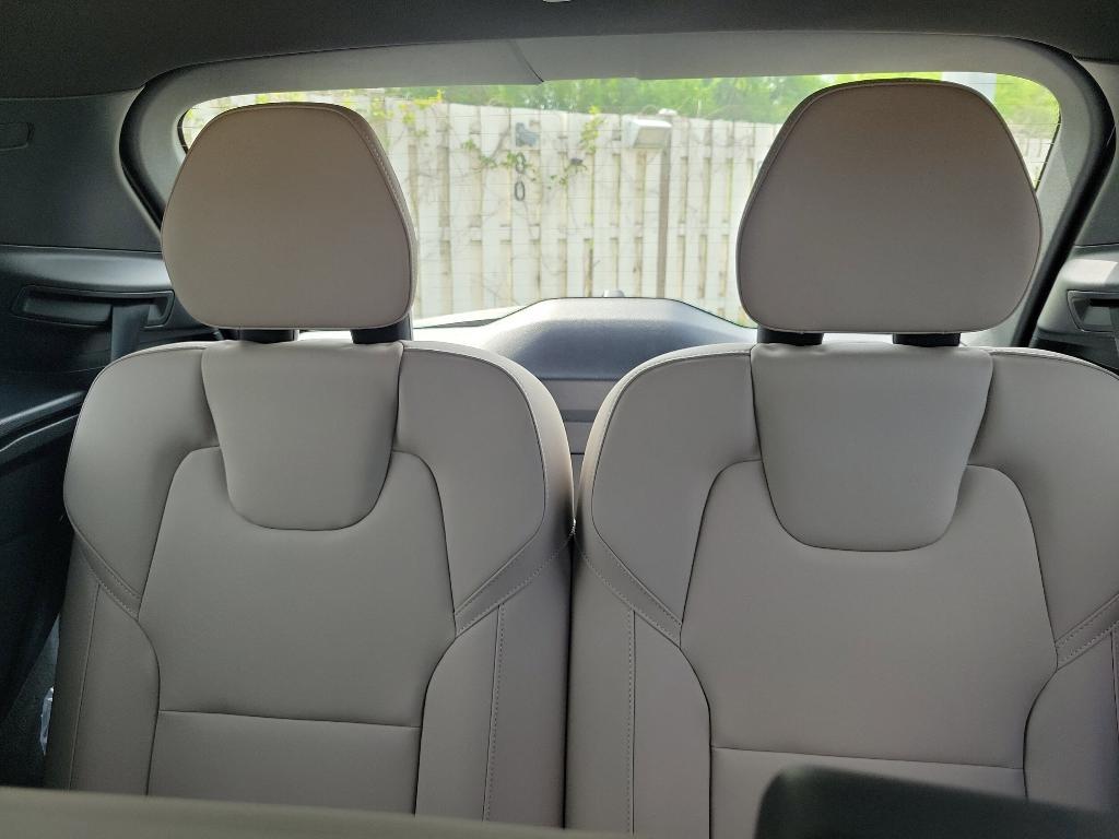 new 2025 Volvo XC90 car, priced at $65,335