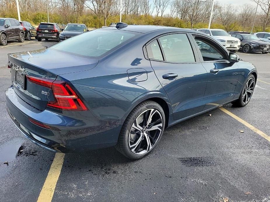 new 2024 Volvo S60 car, priced at $47,330