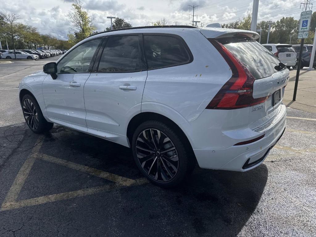 new 2026 Volvo XC60 car, priced at $63,935