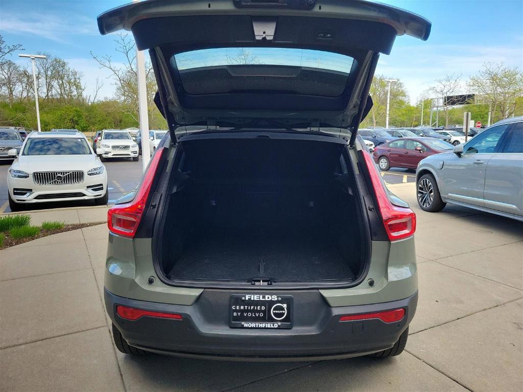 used 2022 Volvo XC40 Recharge Pure Electric car, priced at $33,989