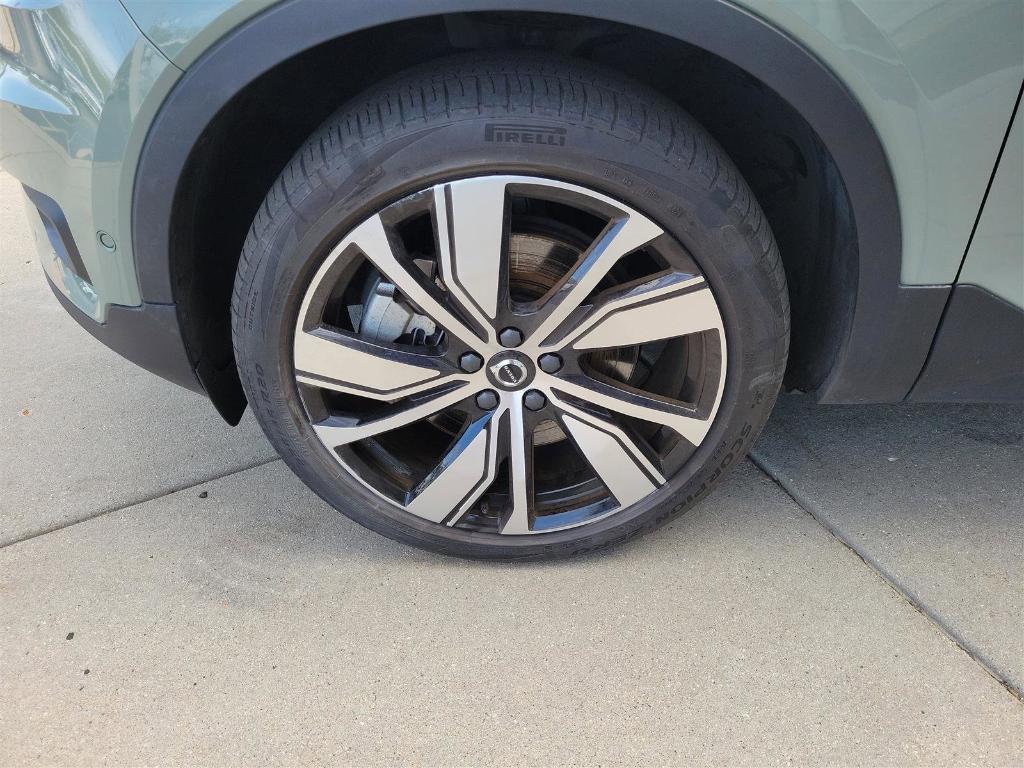 used 2022 Volvo XC40 Recharge Pure Electric car, priced at $33,989