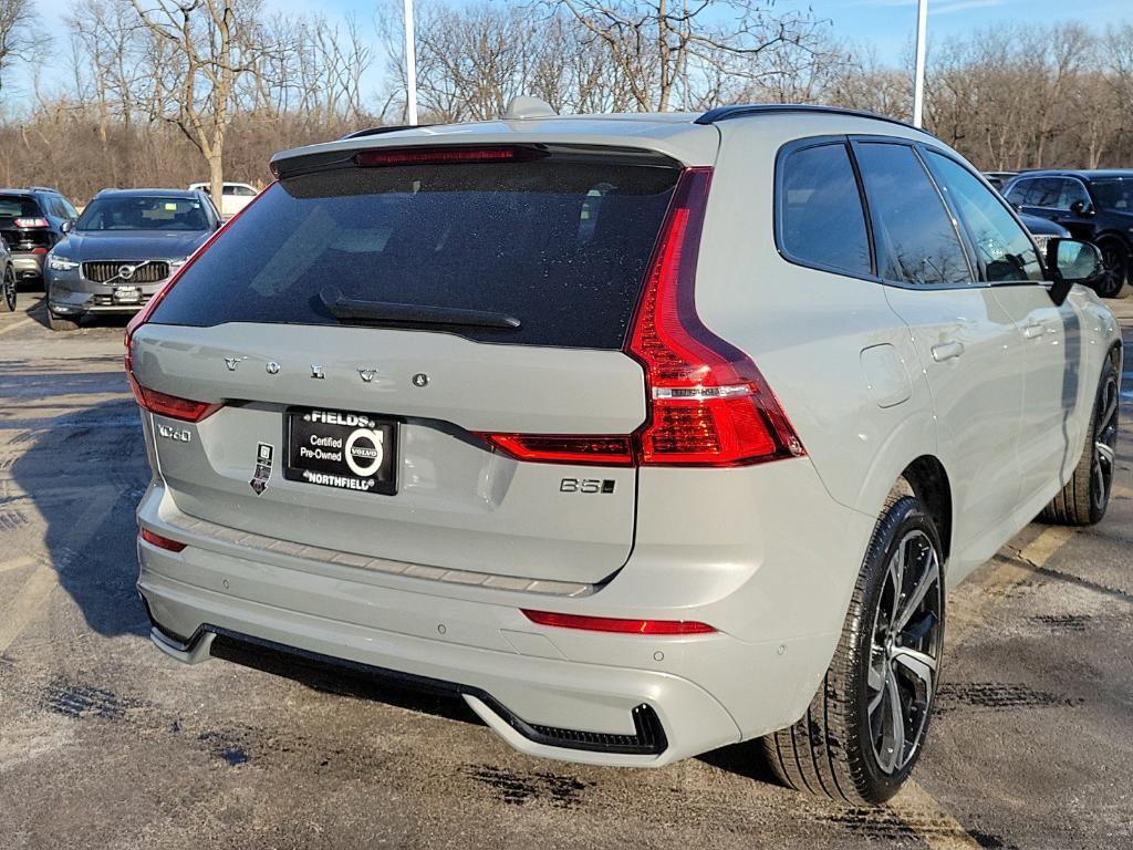 new 2025 Volvo XC60 car, priced at $61,025