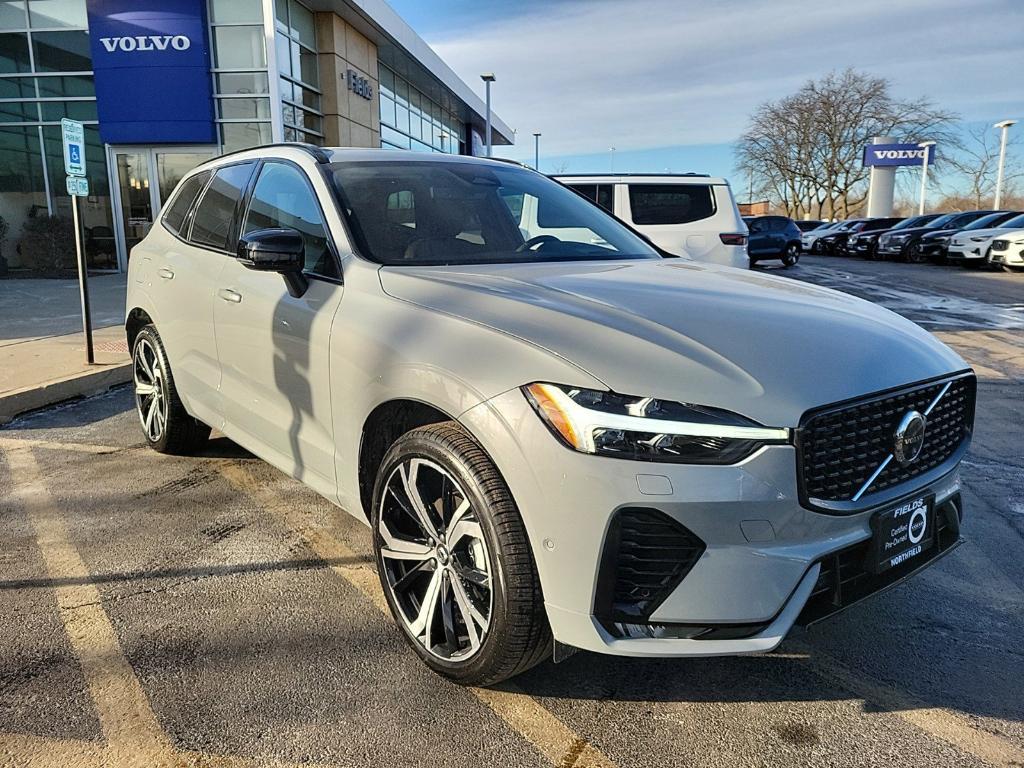 new 2025 Volvo XC60 car, priced at $61,025