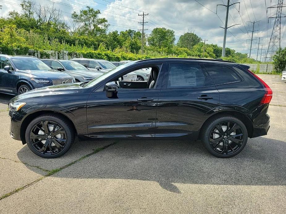 new 2025 Volvo XC60 car, priced at $61,325