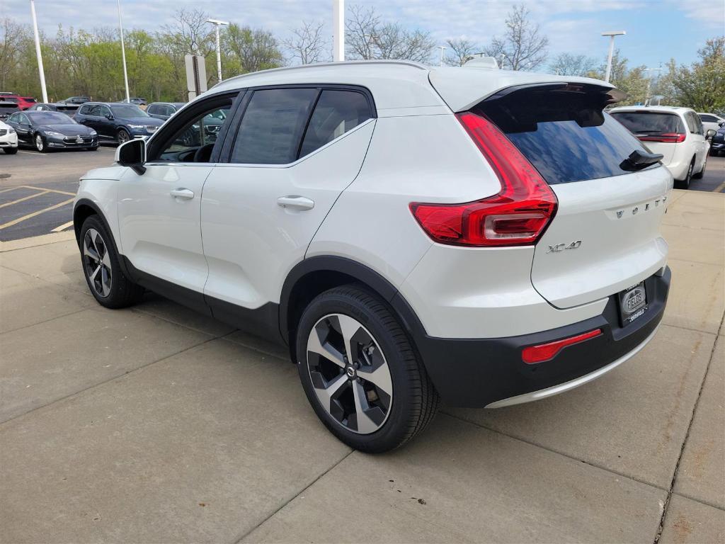 new 2025 Volvo XC40 car, priced at $46,485